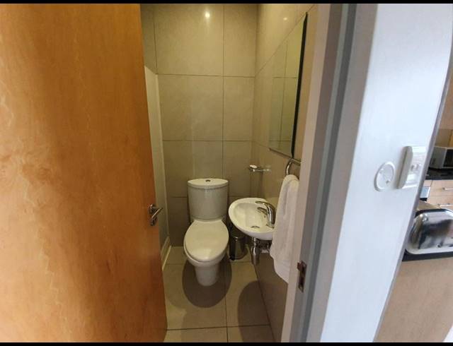 1 BEDROOM APARTMENT FOR SALE IN SANDTON CENTRAL
